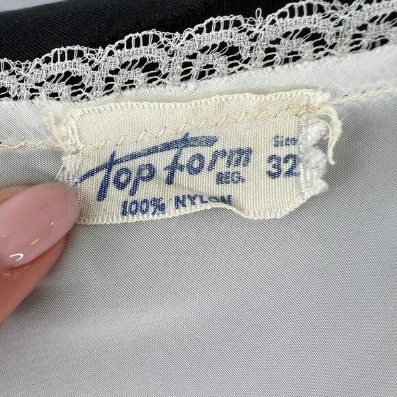 VINTAGE Top Form Ivory Lace Trim Sleep Dress Slip Lingerie VTG Nylon 32 Regular - Picture 8 of 8